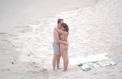 Beach flashing - nude in public beach - 13 1/59