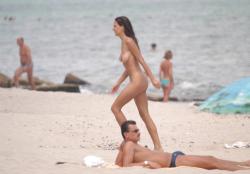Beach flashing - nude in public beach - 13 25/59
