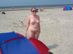 Beach flashing - nude in public beach - 13 45/59