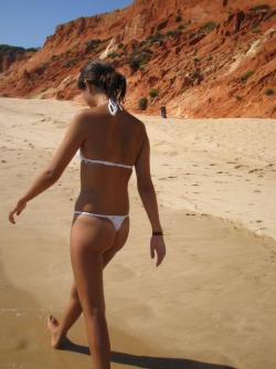 Julieta - amateur teen vacation beach pics 7/34