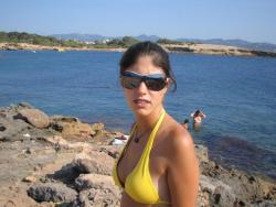 Julieta - amateur teen vacation beach pics 34/34