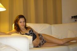 Amateur girlfriend show her body at home 34/61