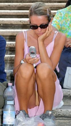 Amateur upskirt 06 39/71