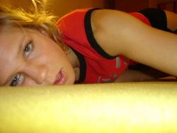 Selfshots - amateur teen in undewear on the bed 36/40