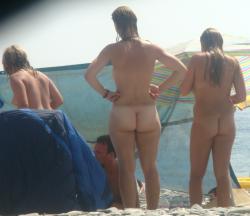Trio of hot german teens naked on the beach 57/70