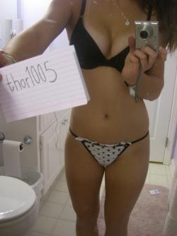 Facebook selfshot girl 21/38