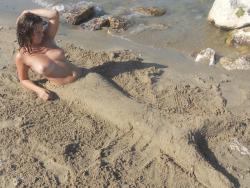 2 big tits sluts - private beach pics 2/46