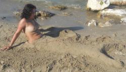 2 big tits sluts - private beach pics 14/46