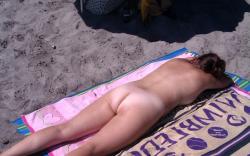 Nudist beach 09 39/100