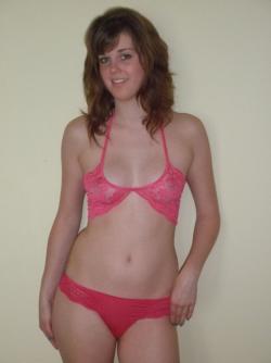 Superb teen standing nude for camera 28/47