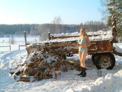 Russian exhibitionist girl 35/107