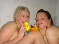 Nice bisexual girls 60/86