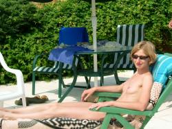 Cute skinny blonde nudist poses for her boyfriend 4/21