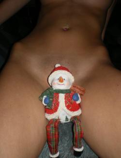 Girl poses naked on christmas 11/12