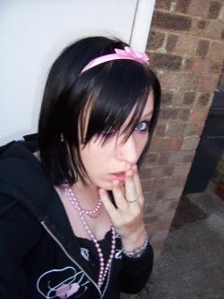 Emo gorlfriend - selfshot(74 pics)