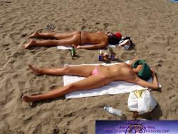 Nude beach vacation chicks 18/25