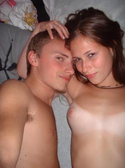 Young couple 46/48