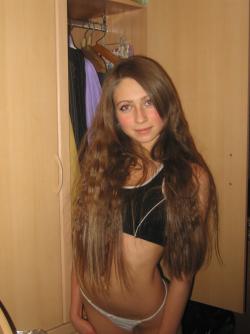 Nice girlfriend with long hairs 2/35