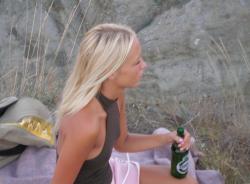 Nice blonde on vacation 5/44