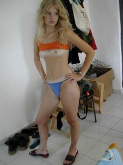 Naked blonde gf 24/80