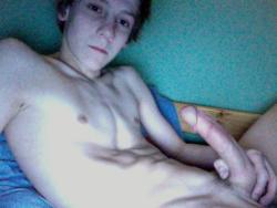 Teen boy naked 1/2