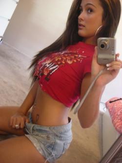 Selfshots - young girl 65/115