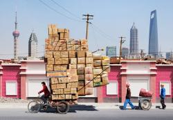 Overloaded bikes in china 4/10