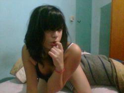 Yanina - amateur teen from argentina teasing 12/40