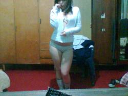 Yanina - amateur teen from argentina teasing 22/40