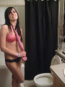 Nina - amateur in pink bra and black panties 17/23