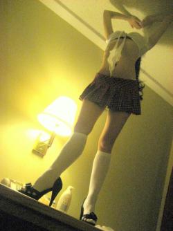 Amira - amateur gf in schoolgirl outfit 16/72