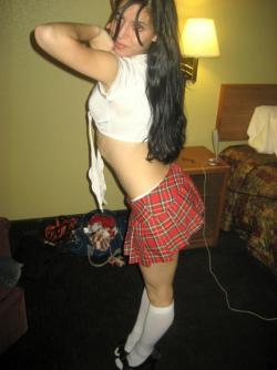 Amira - amateur gf in schoolgirl outfit 48/72