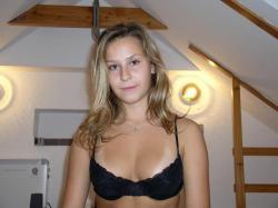 Roxana - amateur blonde in black lingerie 51/67