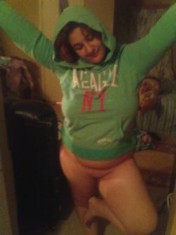 Bottomless teen 2/5