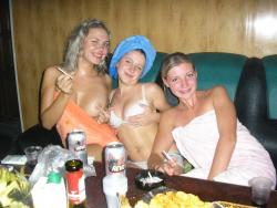 Amateur girls party in the sauna 9/51