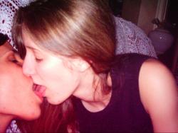 Amateur lesbian girls from portugal 15/16