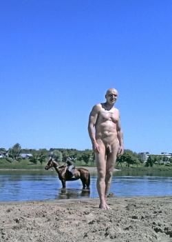 Nudism-naturism 7/11