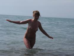 Beach horny girls on vacation - miriam - part 1 8/43