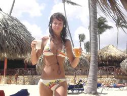 Beach horny girls on vacation - gina 53/61