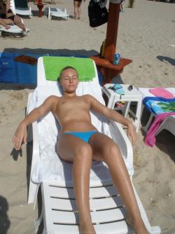 Horny girls on vacation - verena 62/90