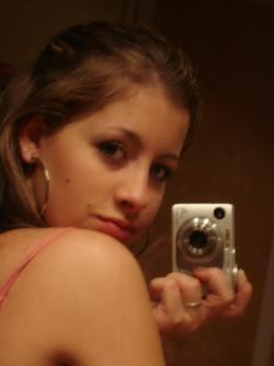 Very hot sport teen selfshots 91/225