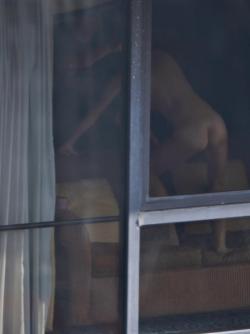 Voyeur - window view(24 pics)