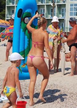 Nude beach - mix 146(114 pics)