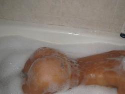 Skinny latina girl and her erotic selfshots 40/83