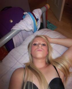 Hot blonde teen 9 49/50