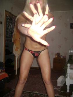 Hot amateur blonde 11 35/47