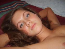 She shows her sexy body 16 34/81