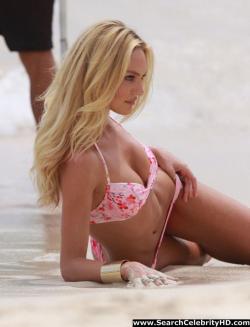 Candice swanepoel victoria’s secret bikini candids 7/27