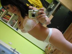 Pretty brunette selfshots - teen serie 74 4/7