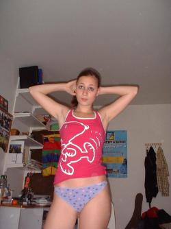 Horny amateur teen babe 17 43/46